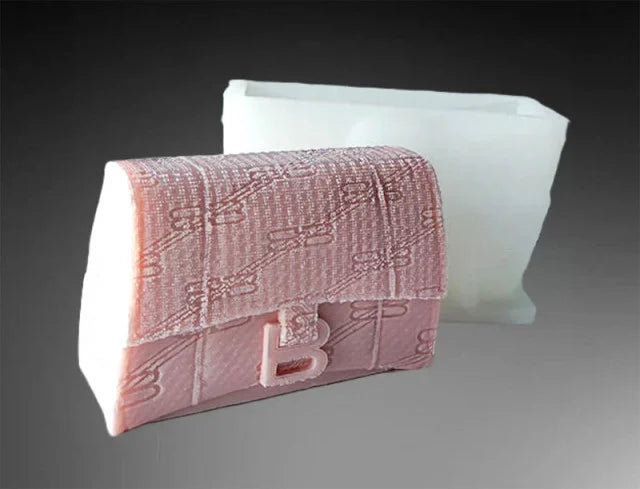 Mini Borsetta Balenciaga. Stampo in silicone anche per Candele