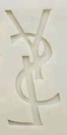 Yves Saint Laurent Griffe. Moda YSL Stampo in silicone