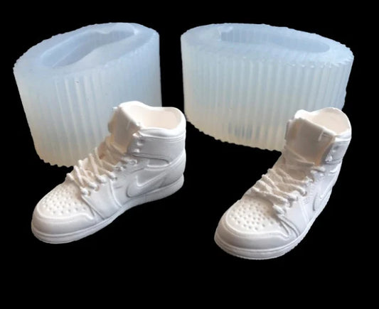 Paio di Scarpe Nike Air Force di 5 cm. Stampo in silicone anche per Candele