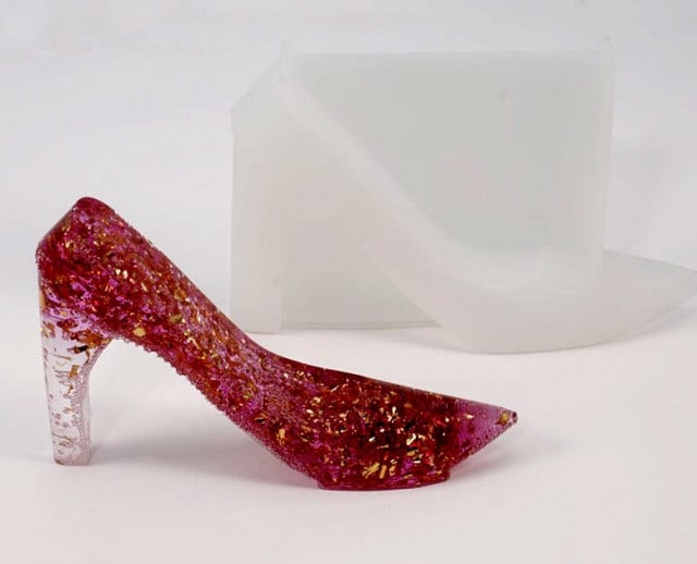 Scarpa con tacco di 13.5 cm. Stampo in silicone anche per Candele