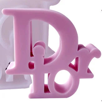 Grande Logo Griffe Dior di 15 x h 14.6 x 3 cm. Stampo in silicone anche per Candele