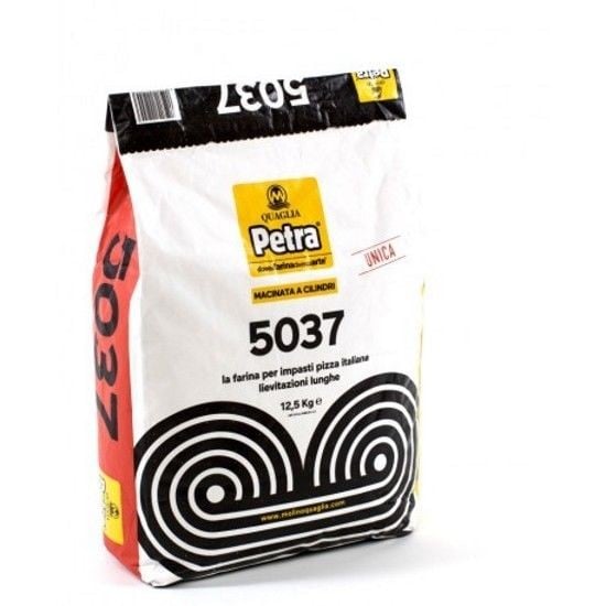 PETRA 5037 UNICA. Pizza a Lunga lievitazione. Farina W 300-330