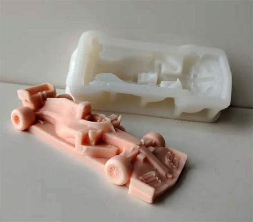 Red Bull Ferrari Formula 1 di 18 cm. Stampo in silicone anche per Candele