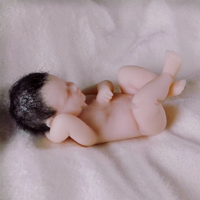 Grande Neonato di 10 cm. Stampo in silicone ad alta definizione