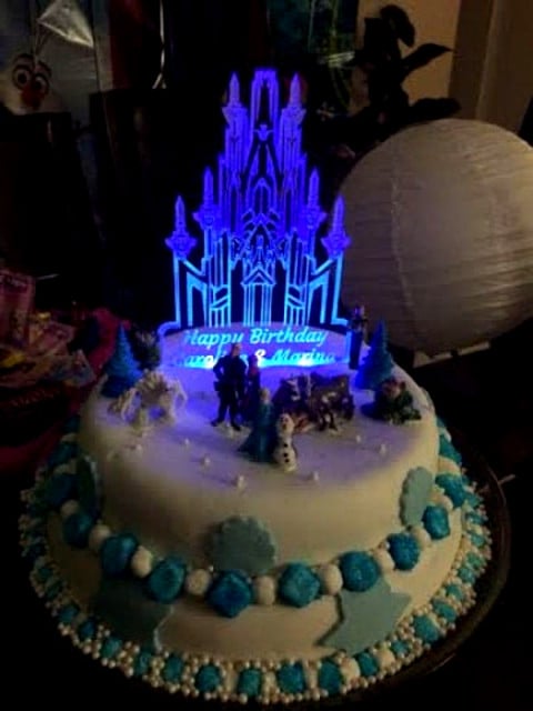 Cappello Laurea e Pergamena. Lampada 7 colori 3/D Led. Telecomando incluso.Cake Topper