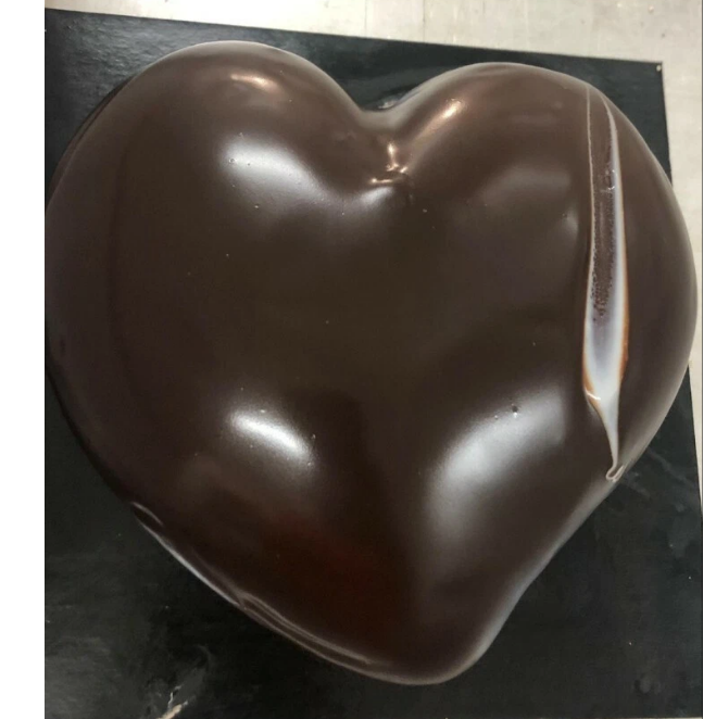 Torta San valentino glassa alla fragola e cioccolato.By Chef Giovanni Pantaleo