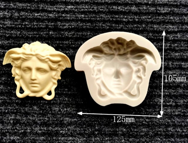 Medusa Logo Versace 12.5 cm. Stampo in silicone anche per Candele