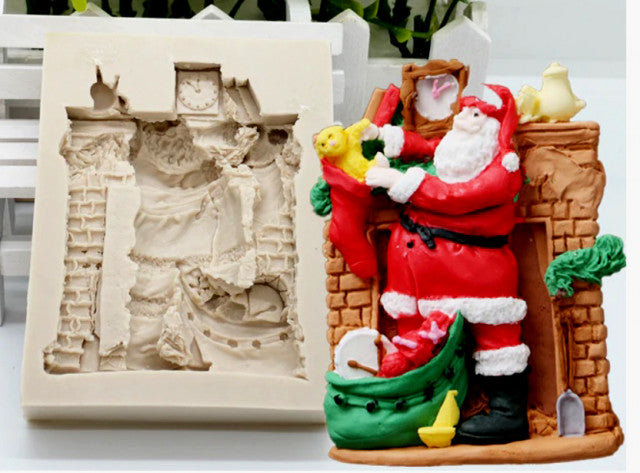 Grande Babbo Natale vicino al Camino. Santa Closet Gift Silicone Mold. Stampo silicone