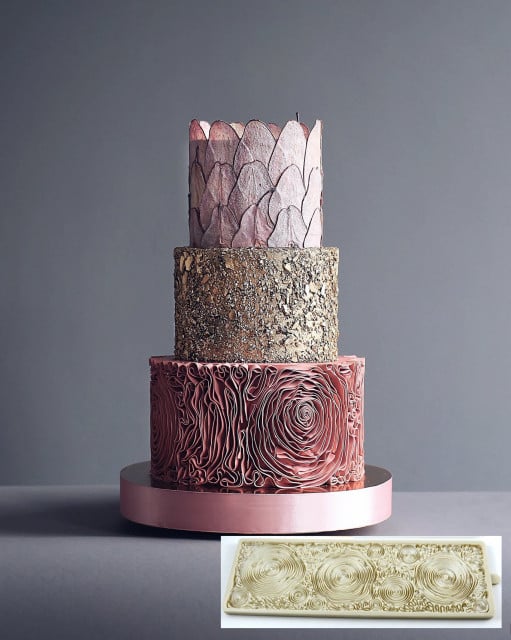 Fantastico Bordo Floreale con grandi Rose di 33 cm. Stampo in silicone di grande effetto