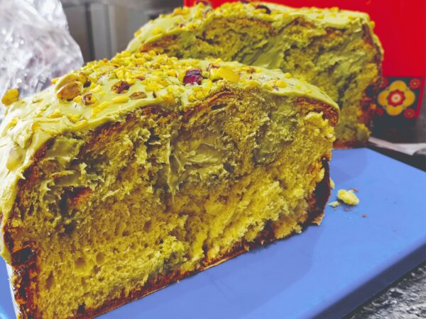Cesto di Natale Sicilia – Cesta natalizia prodotti tipici siciliani – 1 Panettone Pistacchio+Crema+Paste
