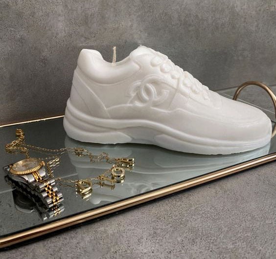 Sneaker Scarpa griffata di 13 cm. Stampo in silicone anche per Candele