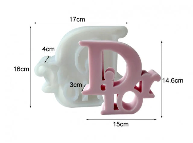 Grande Logo Griffe Dior di 15 x h 14.6 x 3 cm. Stampo in silicone anche per Candele