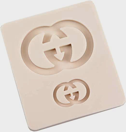 Logo Gucci. Stampo in silicone