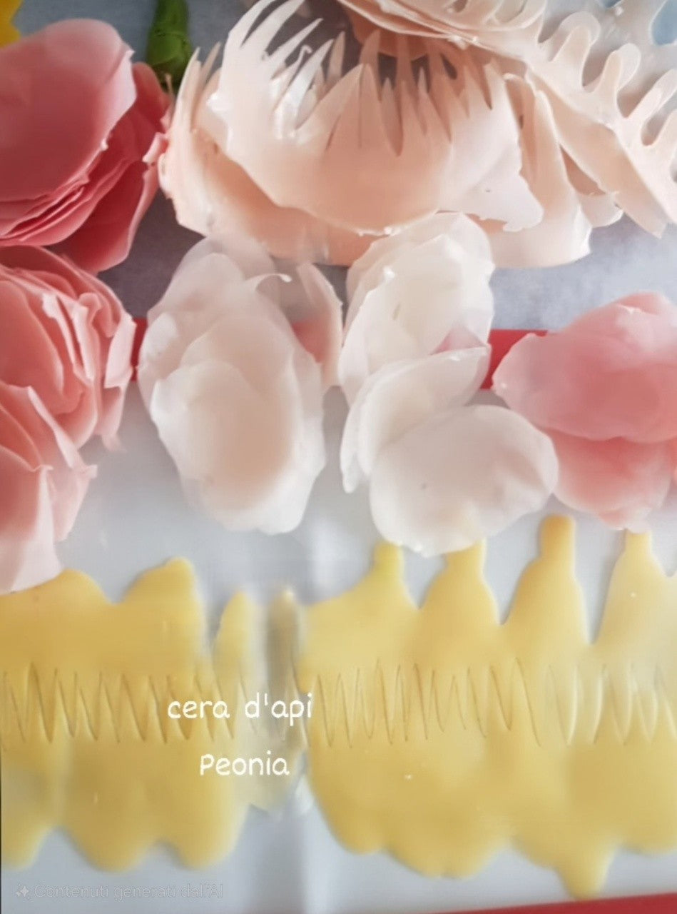 Peonia in Cera d'Api realizzata a mano. Set di 5 Stampi Cutter