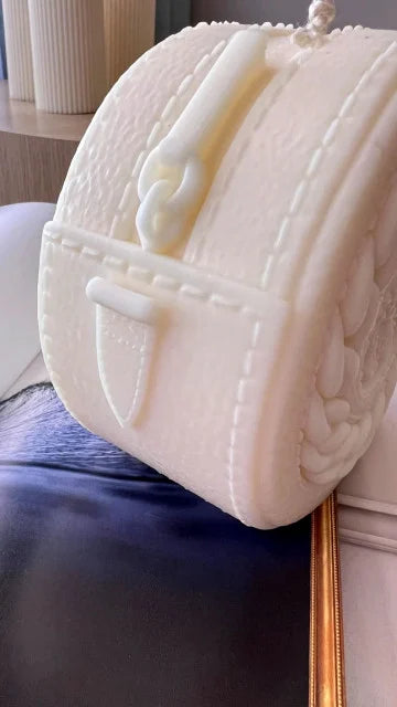 Grande Borsetta Logo Griffe Versace di 11.6 x h12 x 6.5 cm. Stampo in silicone anche per Candele