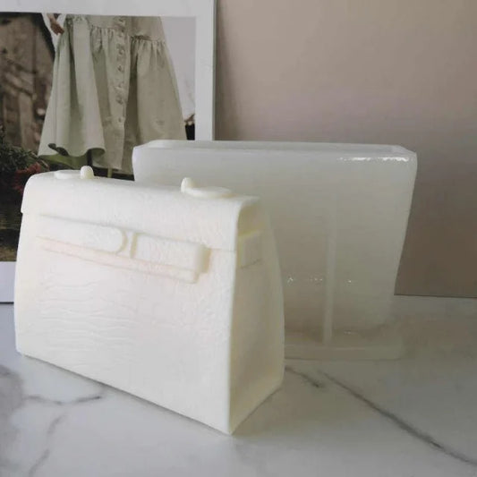 Mini Borsetta Logo Griffe Kelly Hermes di 5 x h6.5 x 2.2 cm. Stampo in silicone anche per Candele