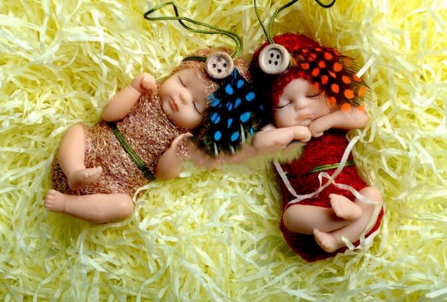 Neonato gomiti in alto. Stampo in silicone anche per Candele