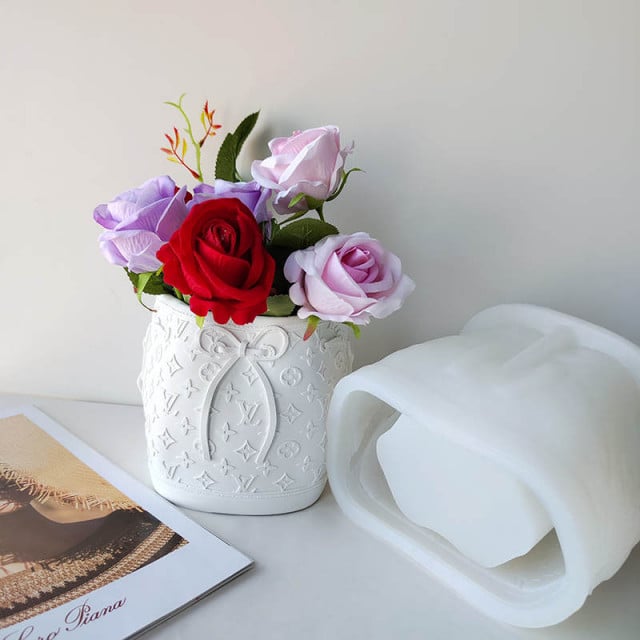 Vaso Bucket Sacco Griffe di 14 cm. Stampo in silicone