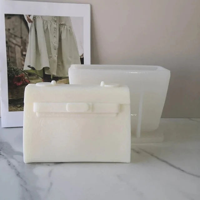 Grande Borsetta Logo Griffe Kelly Hermes di 18 x 14.5 cm. Stampo in silicone anche per Candele