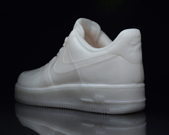 Scarpa Sneaker Nike Air Force One di 13 cm. Stampo in silicone anche per Candele