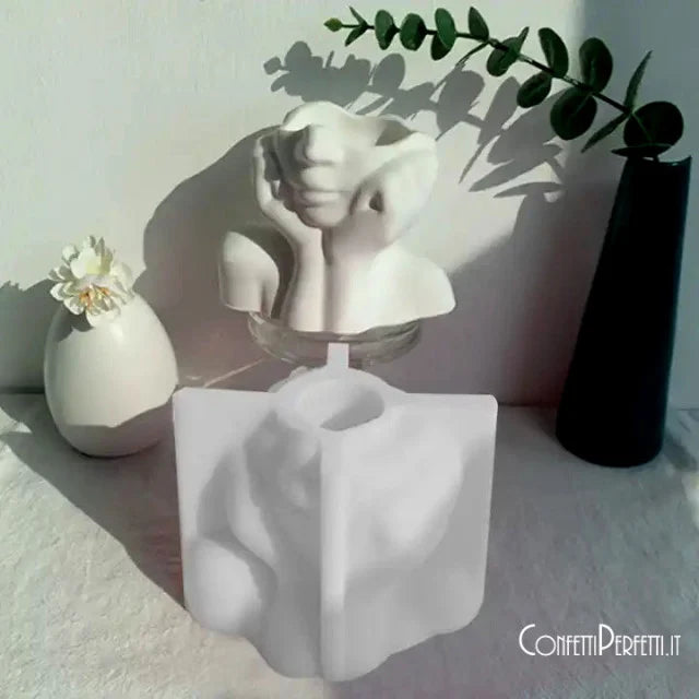 Viso Donna di fronte di 8.5 cm. Stampo in silicone per Candele
