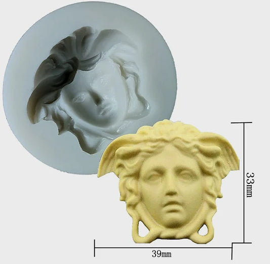 Medusa. Griffe Versace di 4 x 3.3 cm. Stampo in silicone anche per Candele