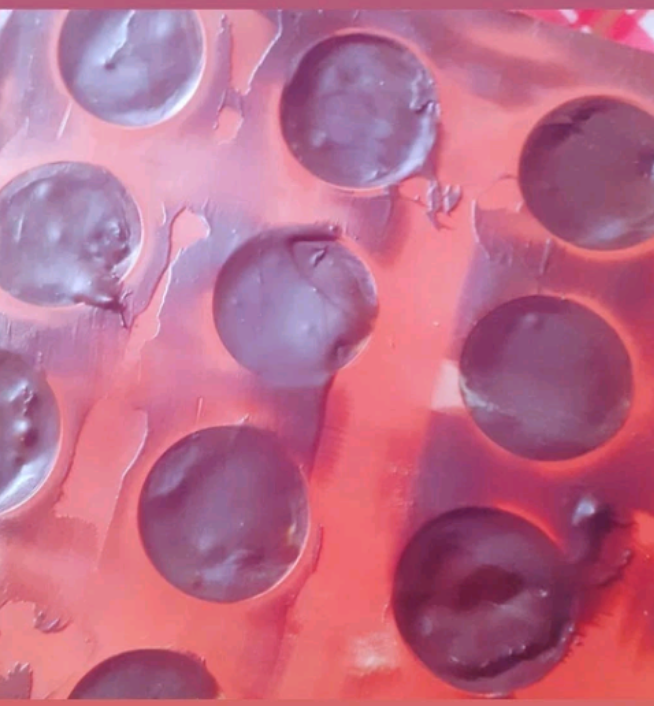 cioccolatini,gusti a scelta,artigianali,fatti a mano, materie prime di qualità.World products shop.