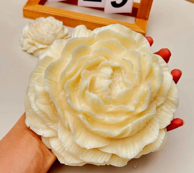 Grande Peonia di 15.3 cm. Stampo in silicone anche per Candele. WORLD PRODUCTS SHOP