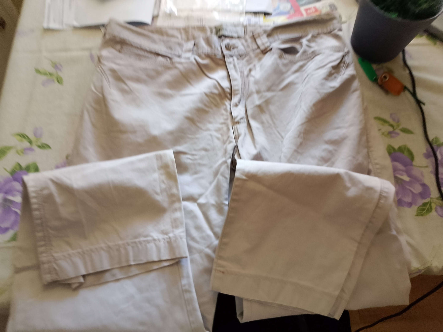 Pantalone Uomo.BEIGE. Pantaloni Eleganti. Tg54