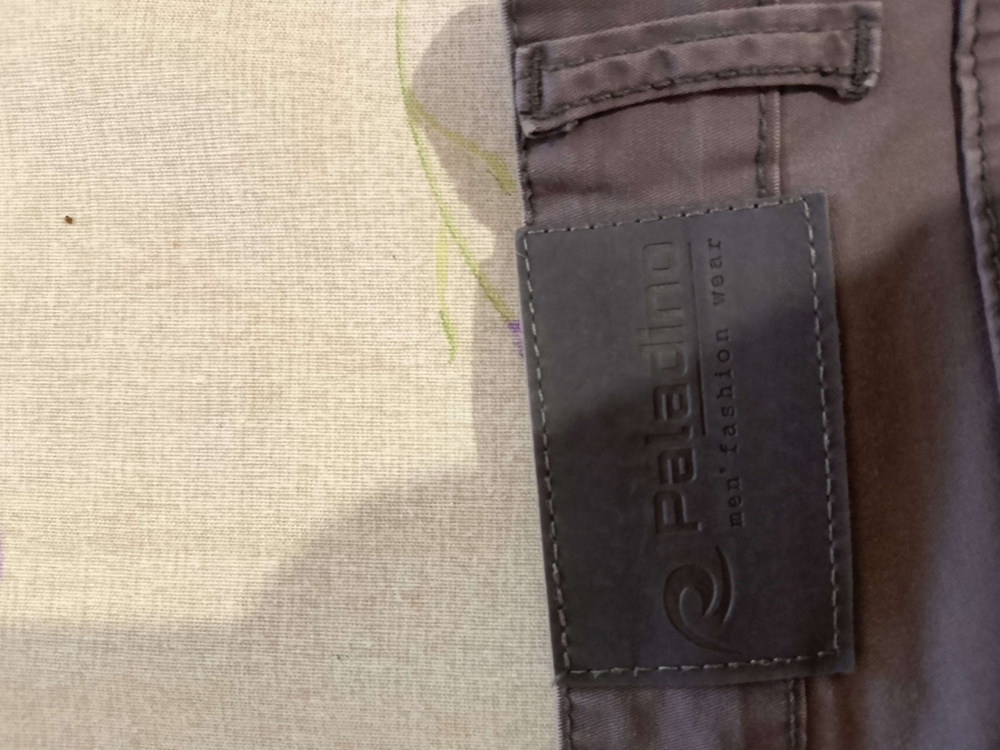 Pantalone Uomo. GRIGIO. ESTATE. Pantalone Elegante casual. Tasca America.   Taglia 52/L