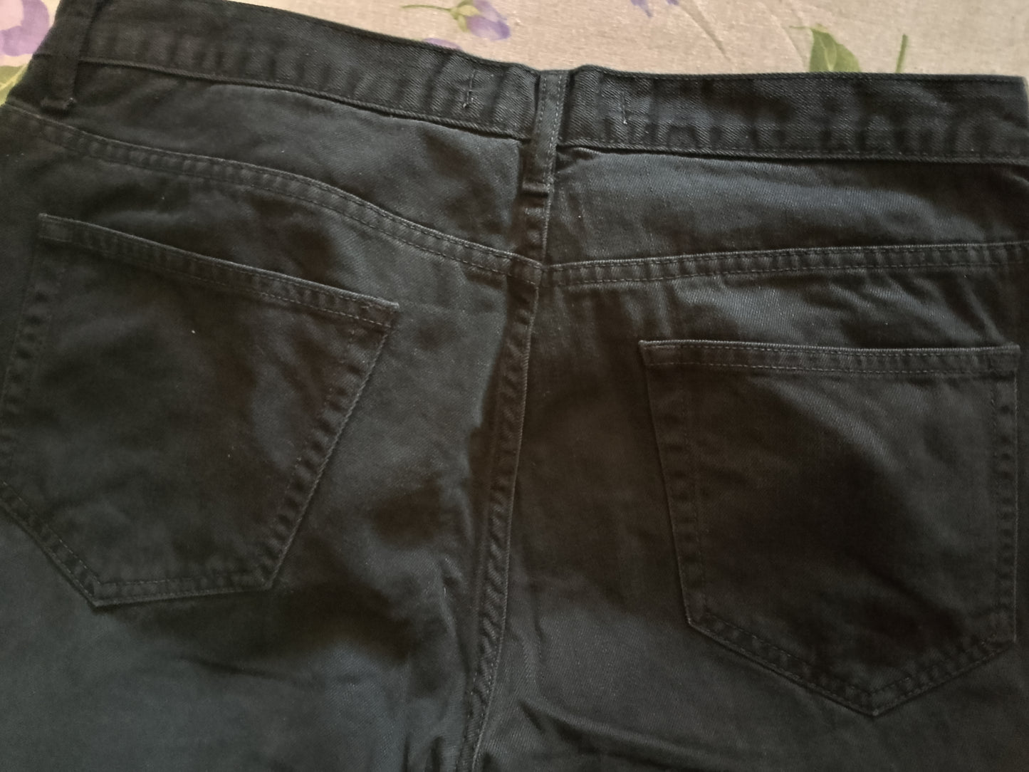 JEANS NERI.TAGLIA 52/L. VINTAGE SLIM.       CHIUSURA BOTTONI