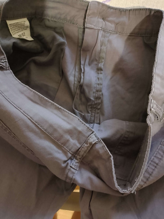 Pantalone Uomo. GRIGIO. ESTATE. Pantalone Elegante casual. Tasca America.   Taglia 52/L